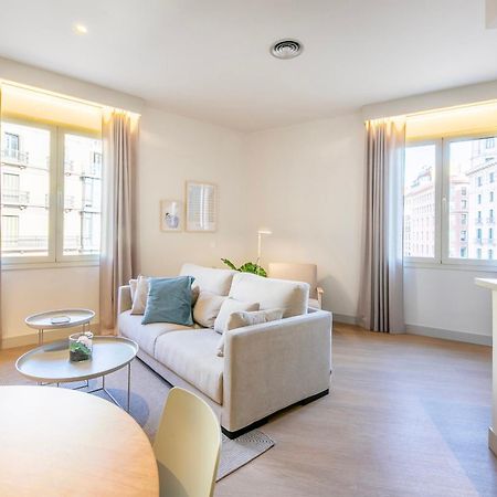 Fisa Rentals Ramblas Apartments Barcelona Luaran gambar