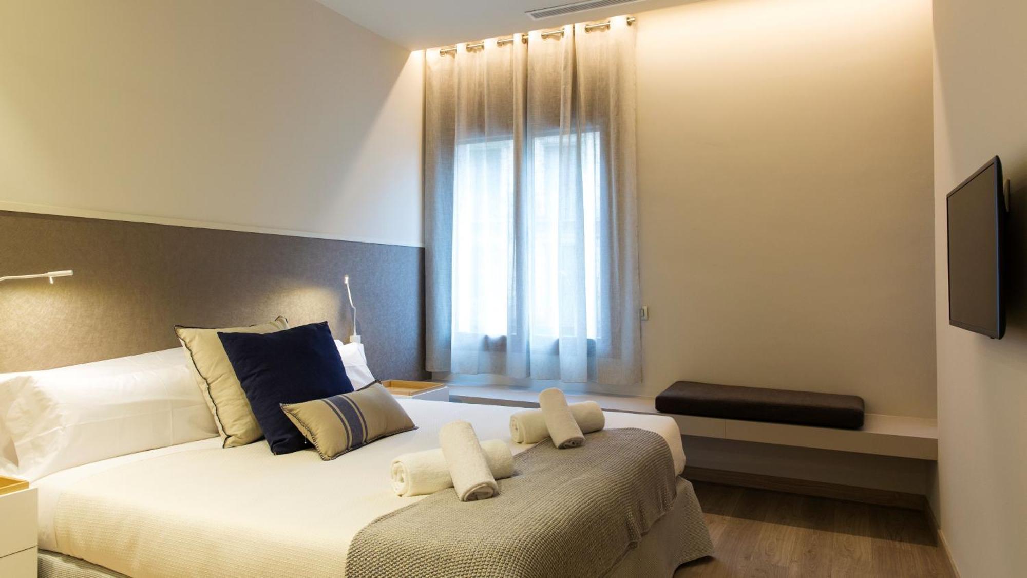 Fisa Rentals Ramblas Apartments Barcelona Luaran gambar